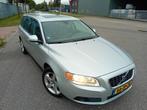 Volvo V70 2.0 2008 Grijs inruil mogelijk 06 44 84 52 41, Voorwielaandrijving, 145 pk, Zwart, 4 cilinders