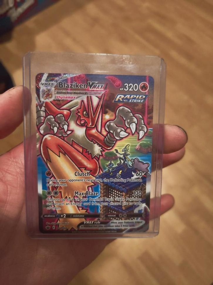 Blaziken VMAX Alt Art - Chilling Reign, Hobby en Vrije tijd, Verzamelkaartspellen | Pokémon, Nieuw, Losse kaart, Foil, Ophalen of Verzenden