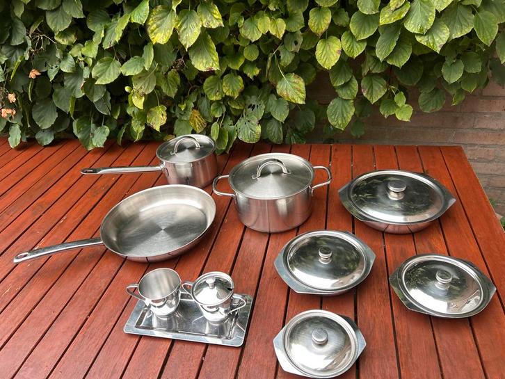 RVS Pannenset + schalen met deksel, suiker + melk setje, Huis en Inrichting, Keuken | Keukenbenodigdheden, Gebruikt, Ophalen