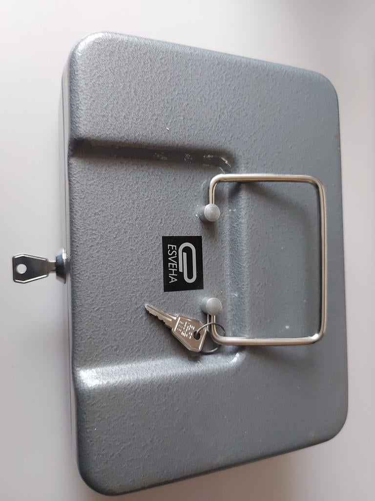 Vintage ESVEHA Geldkistje met Sleutel, Ophalen of Verzenden