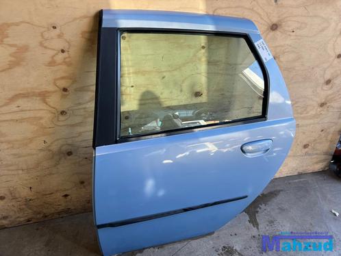 FIAT PUNTO 2 188 blauw links achter deur 2002-2005, Auto-onderdelen, Carrosserie en Plaatwerk, Deur, Fiat, Gebruikt, Ophalen of Verzenden