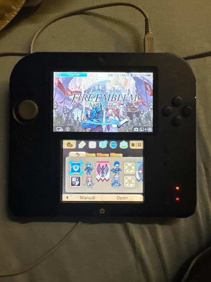 Nintendo 2DS Zwart/Blauw - Gebruikt 50+ spellen, oa Mario, Spelcomputers en Games, Spelcomputers | Nintendo 2DS en 3DS, Gebruikt