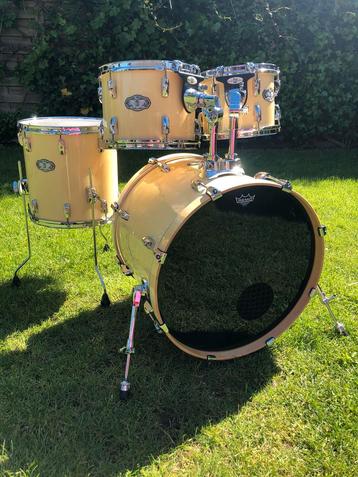 Pearl vision drumstel beschikbaar voor biedingen