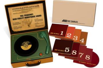 Ray Charles 7 cd 1 dvd Pure Genius suitcase styled box  beschikbaar voor biedingen