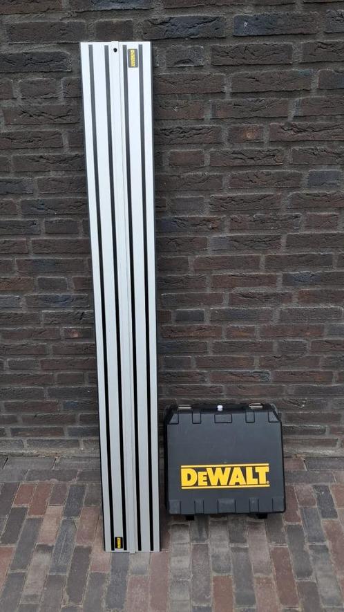 ZGAN DeWalt DWE576KR 1600W Cirkelzaag + geleiderail 1500mm., Doe-het-zelf en Verbouw, Gereedschap | Zaagmachines, Zo goed als nieuw