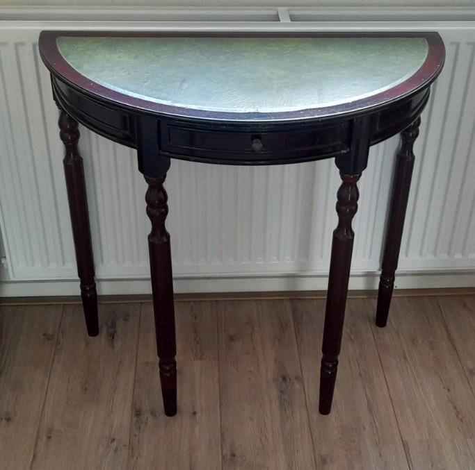 Halve maan console met groen leer ingelegd blad en een lade, Antiek en Kunst, Antiek | Meubels | Tafels, Ophalen of Verzenden