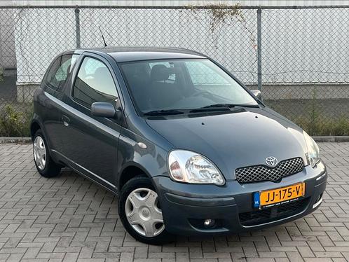 Toyota Yaris 1.0 VVT-i Terra Airco 2005 Grijs 2D, Auto's, Toyota, Bedrijf, Yaris, Airbags, Airconditioning, Centrale vergrendeling