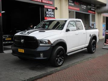 Dodge Ram 1500 5.7 V8 4x4 Crew Cab 5'7 Sport Leer Navi Camer beschikbaar voor biedingen