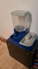Cat feeder, Dieren en Toebehoren, Kattenvoerbakken en Drinkbakken, Ophalen, Gebruikt