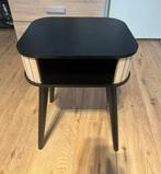 Stijlvol Nachtkastje, Huis en Inrichting, Slaapkamer | Nachtkastjes, Ophalen, Zo goed als nieuw, Hout, Minder dan 45 cm