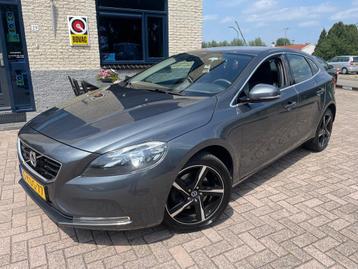Volvo V40 1.6 T4 Momentum-Bluetooth-NAV-PDC-NL auto beschikbaar voor biedingen