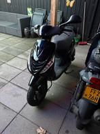 Zip 4t, Ophalen, Zo goed als nieuw, Benzine, Zip