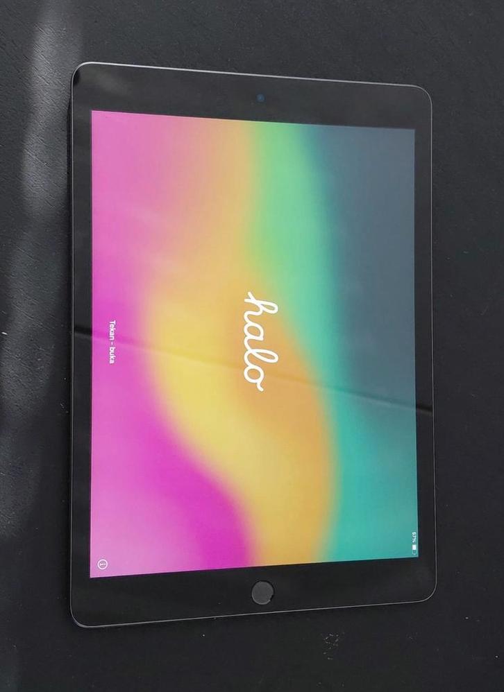 Apple iPad 9th generation, Computers en Software, Apple iPads, Gebruikt, Overige modellen, 10 inch, 64 GB, Grijs, Ophalen of Verzenden