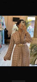 Takchita caftan te huur, Ophalen of Verzenden, Zo goed als nieuw, Overige typen
