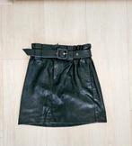 Leerlook rok Zara, Kleding | Dames, Rokken, Ophalen of Verzenden, Zo goed als nieuw, Maat 36 (S), Boven de knie