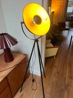 Zwart Gouden Driepoot Vloerlamp Rietveld Stijl, Huis en Inrichting, Lampen | Vloerlampen, Ophalen, Gebruikt, Metaal, 150 tot 200 cm