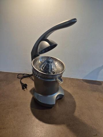 Elektrische citruspers van Sage, voor groot en klein fruit beschikbaar voor biedingen