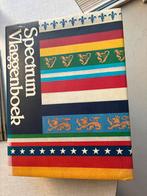 Vlaggenboek vlaggen, Ophalen of Verzenden, Gelezen, Algemeen, Los deel