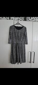 Maxmara max mara prachtige jurk. Heerlijke stof. Maat 38, Kleding | Dames, Ophalen of Verzenden, Zo goed als nieuw, Maat 38/40 (M)