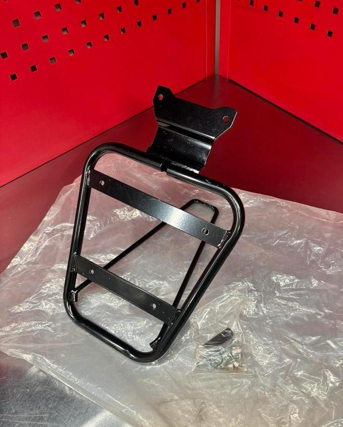 Piaggio Zip topkoffer drager / achterdrager zwart nieuw, Motoren, Tuning en Styling, Ophalen of Verzenden