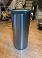 Brabantia Touch bin flat top afvalemmer 30 liter, 20 tot 30 liter, Rvs, Zo goed als nieuw, 50 tot 75 cm