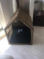 Riviera maison Rieten Hondenmand.huisje., Ophalen, Zo goed als nieuw