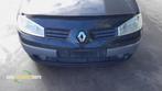 Voorbumper van een Renault Megane, Auto-onderdelen, Carrosserie en Plaatwerk, 3 maanden garantie, Gebruikt, Renault, Bumper