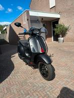 Vespa Sprint 2022 Full option, Fietsen en Brommers, Scooters | Vespa, Ophalen, Maximaal 45 km/u, Vespa S, Zo goed als nieuw