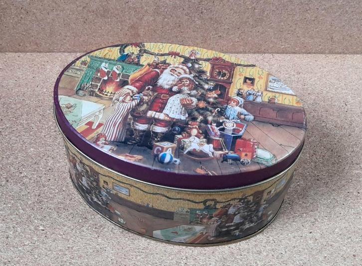 Vintage Koektrommel met Kerstafbeelding, Verzamelen, Blikken, Gebruikt, Ophalen of Verzenden