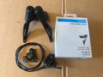 Shimano 105 R7170 di2 2x12 shifterset beschikbaar voor biedingen
