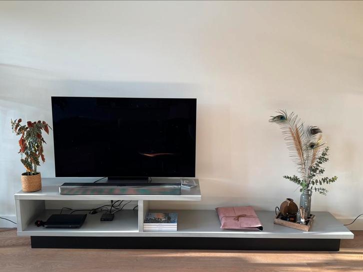 TV-meubel, Huis en Inrichting, Kasten | Televisiemeubels, Gebruikt, Minder dan 100 cm, 200 cm of meer, 25 tot 50 cm, Overige houtsoorten