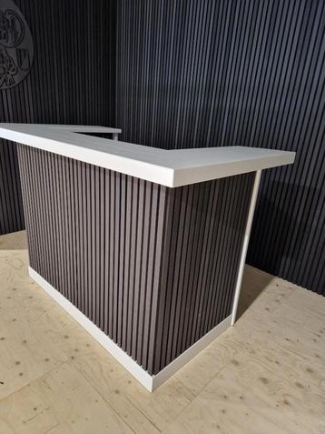 Bar  Toonbank  Balie beschikbaar voor biedingen