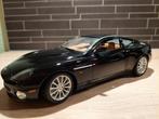 Bburago 1:18 Aston Martin V12 Vanquish - zwart - met doos, Hobby en Vrije tijd, Modelauto's | 1:18, Ophalen of Verzenden, Nieuw