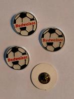 Budweiser bier drank vintage logo merk pin pins voetbal, Ophalen of Verzenden, Gebruikt, Sport