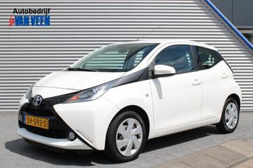 Toyota Aygo 1.0 VVT-i x-nav | Navigatie | Parkeercamera | Ai beschikbaar voor biedingen