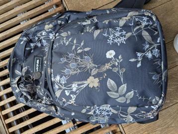 Rugtas Dakine Wildflower 25 L beschikbaar voor biedingen