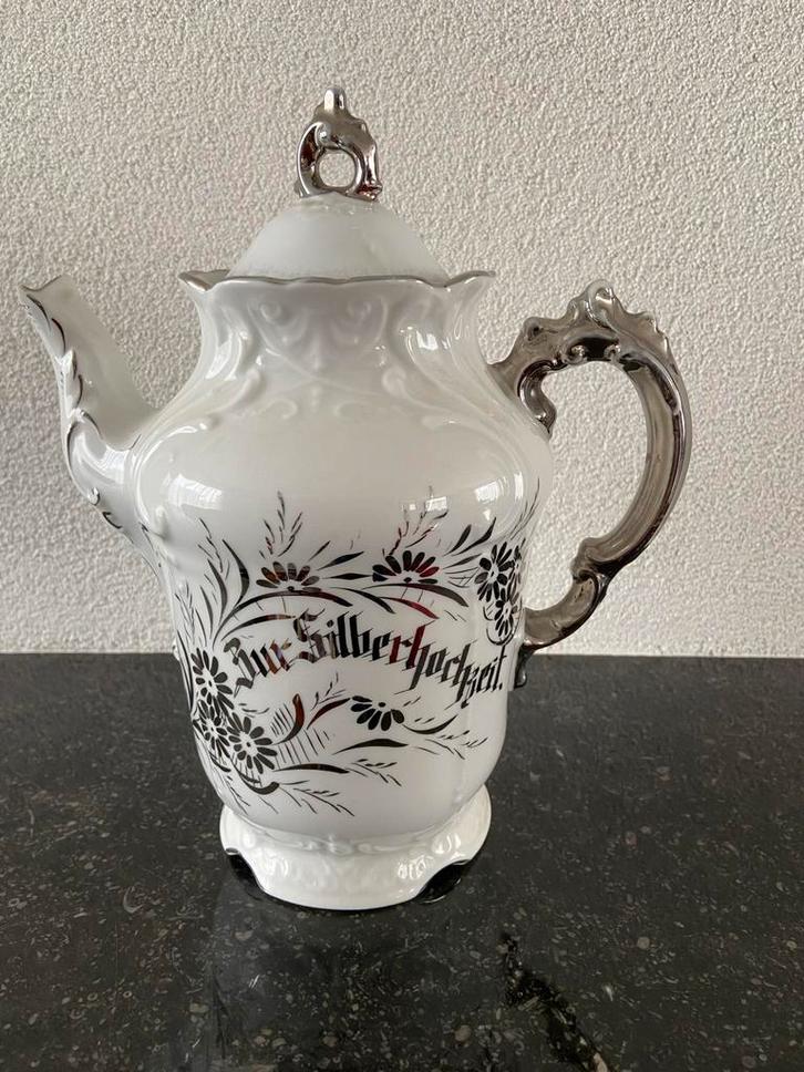 Antieke theepot met zilveren accenten, Antiek en Kunst, Antiek | Keramiek en Aardewerk, Ophalen of Verzenden