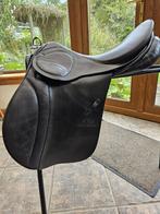 Stubben VSD zadel 17,5 inch/30, Dieren en Toebehoren, Paarden en Pony's | Zadels, Ophalen, Gebruikt, Dressuur