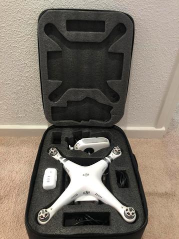 Dji phantom 3 Advanced met opberg koffer en kapotte camera beschikbaar voor biedingen