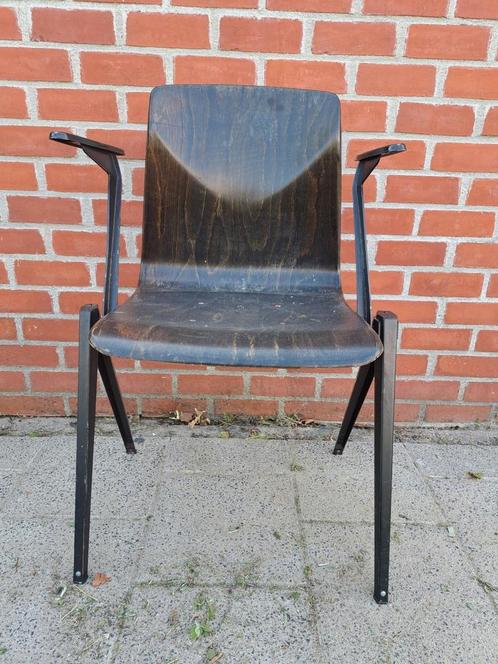 Vintage industriele Thur op seat stoelen met armleuning, Huis en Inrichting, Stoelen, Zo goed als nieuw, Eén, Metaal, Bruin, Ophalen of Verzenden