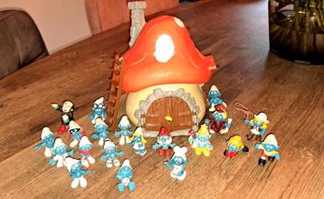 Mooie set smurfen 20 stuks met groot huis en ladder.  beschikbaar voor biedingen