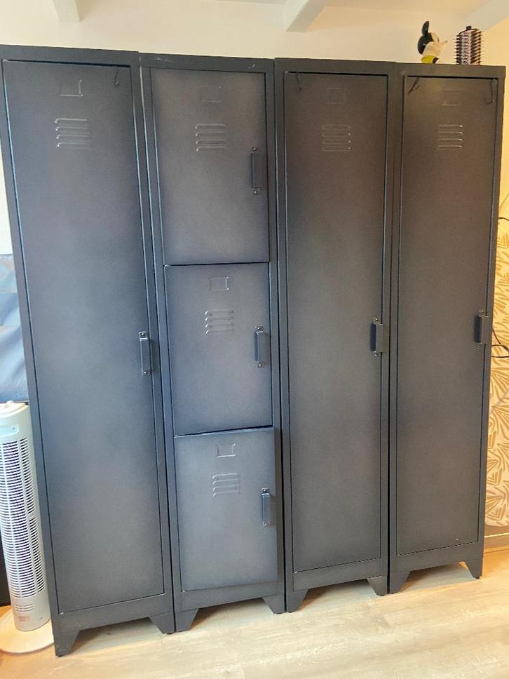 Kast, Huis en Inrichting, Kasten | Kledingkasten, Zo goed als nieuw, 150 tot 200 cm, Minder dan 50 cm, 25 tot 50 cm, Met deur(en)