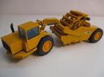 NZG Caterpillar 615 scraper, Hobby en Vrije tijd, Modelauto's | 1:50, Ophalen of Verzenden, Nieuw, Hijskraan, Tractor of Landbouw