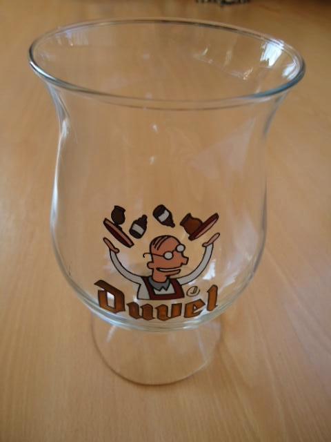 Duvel glas, jonglerende ober, jaar 2000, Verzamelen, Biermerken, Zo goed als nieuw, Glas of Glazen, Duvel, Ophalen of Verzenden