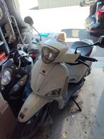 Sym en Piaggo scooter., Ophalen, Gebruikt