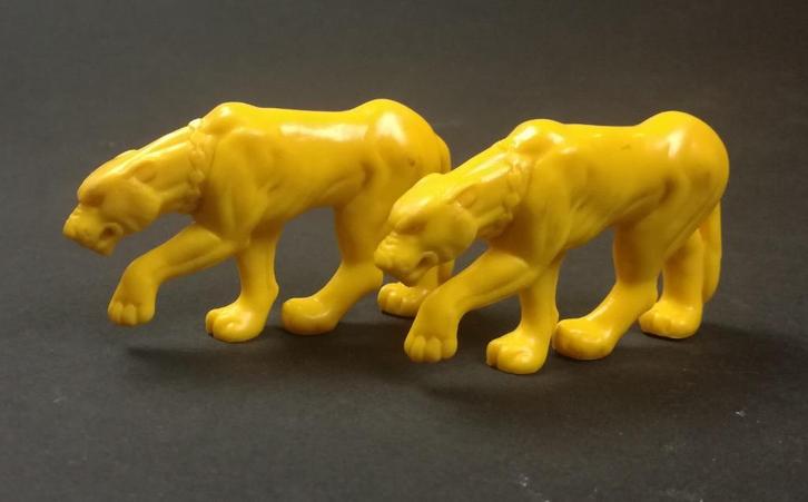 Batman McDonald's Happy Meal 1993 2x Catwoman's Leopard, Verzamelen, Speelgoed, Gebruikt, Verzenden