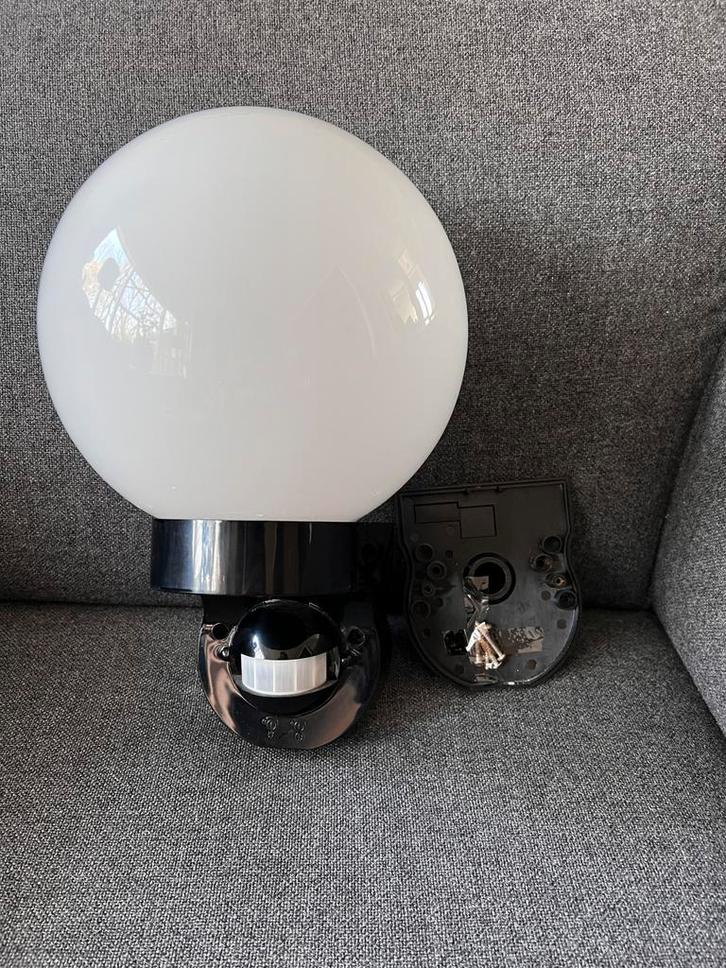 Karwei Fred Buitenlamp Wandlamp, Huis en Inrichting, Lampen | Wandlampen, Gebruikt, Kunststof, Ophalen