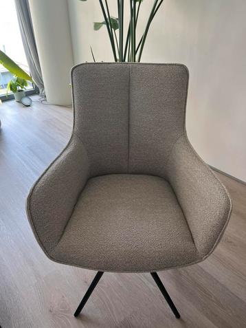 4 Eetkamer stoelen (draaibaar) | Zo goed als nieuw! beschikbaar voor biedingen