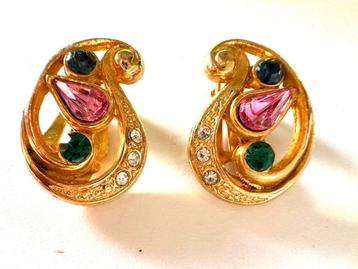 Vintage Clip oorbellen beschikbaar voor biedingen