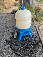 Silo drinkwater voor kippen. En een voerbakje., Dieren en Toebehoren, Ophalen of Verzenden, Gebruikt, Drinken en Voederen